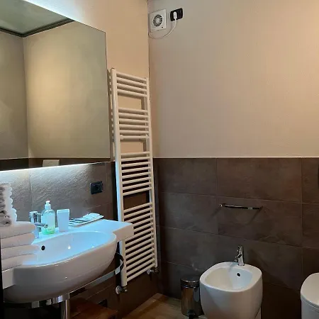 A Casa Di Paola Alojamento de Acomodação e Pequeno-almoço Ravena