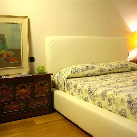 A Casa Di Paola 2*